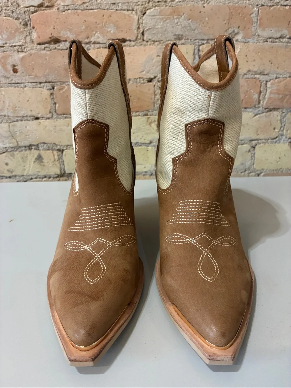 Dolce Vita Nashe Brown and Cream Western Ankle Boots, 6.5 - Picture 2 of 8